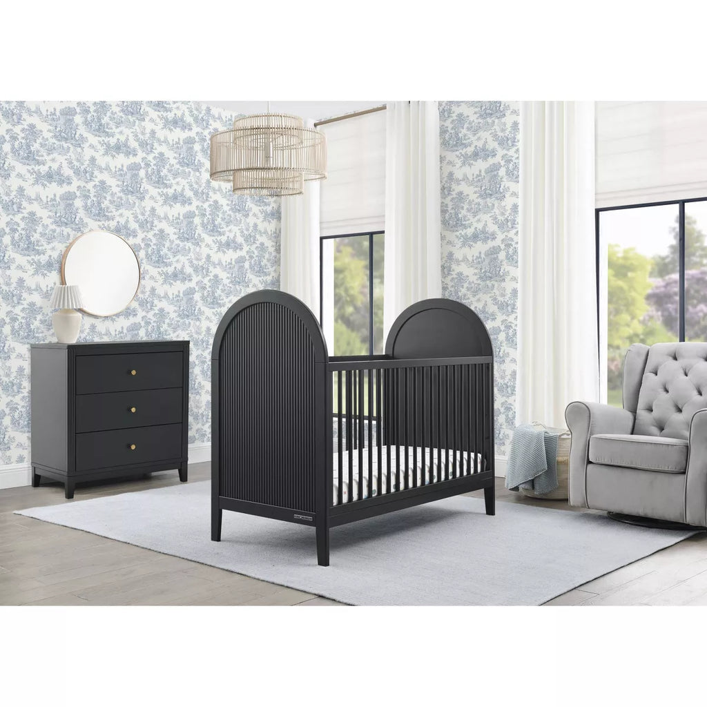 Delta Children Eloise 4-in-1 Convertible Crib – GREENGUARD Gold Certified